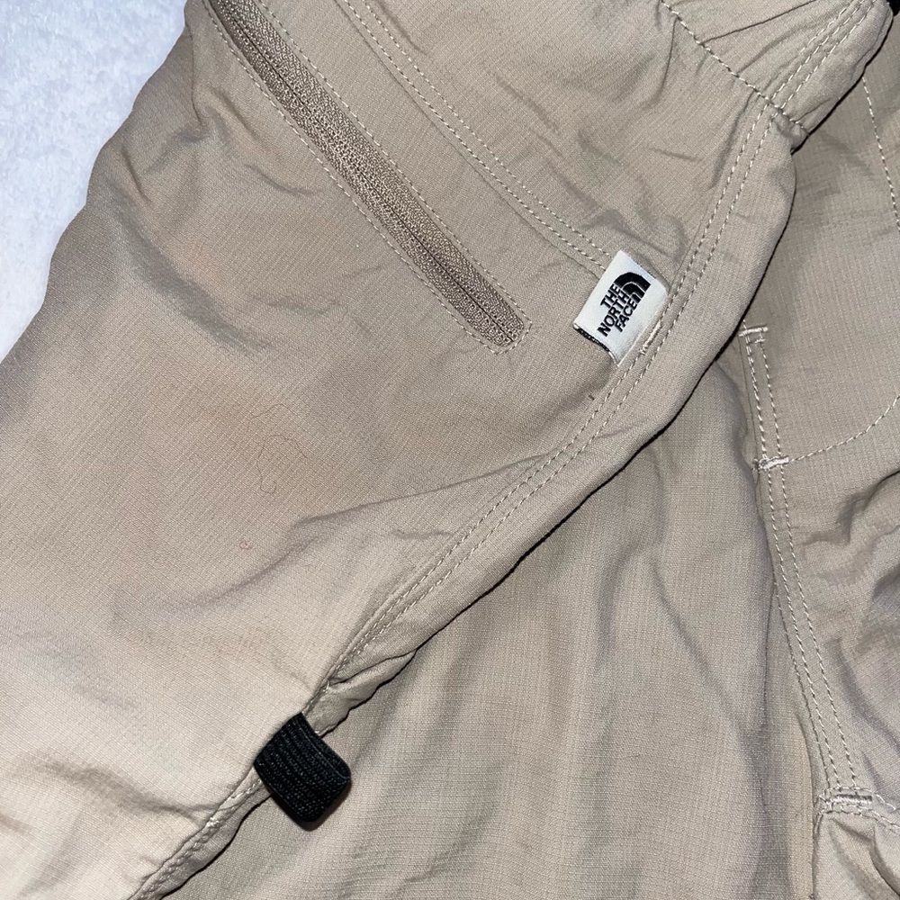 The North Face Khaki Casual Shorts sz L - Picture 5 of 10